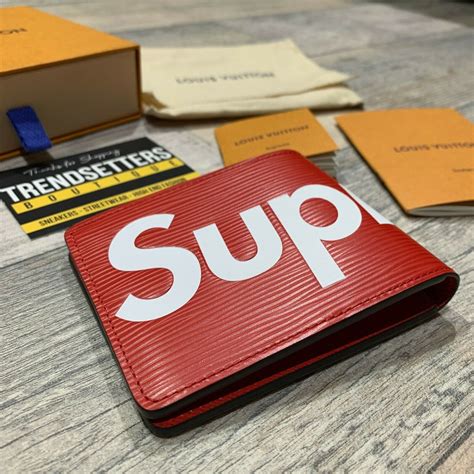 supreme lv wallet